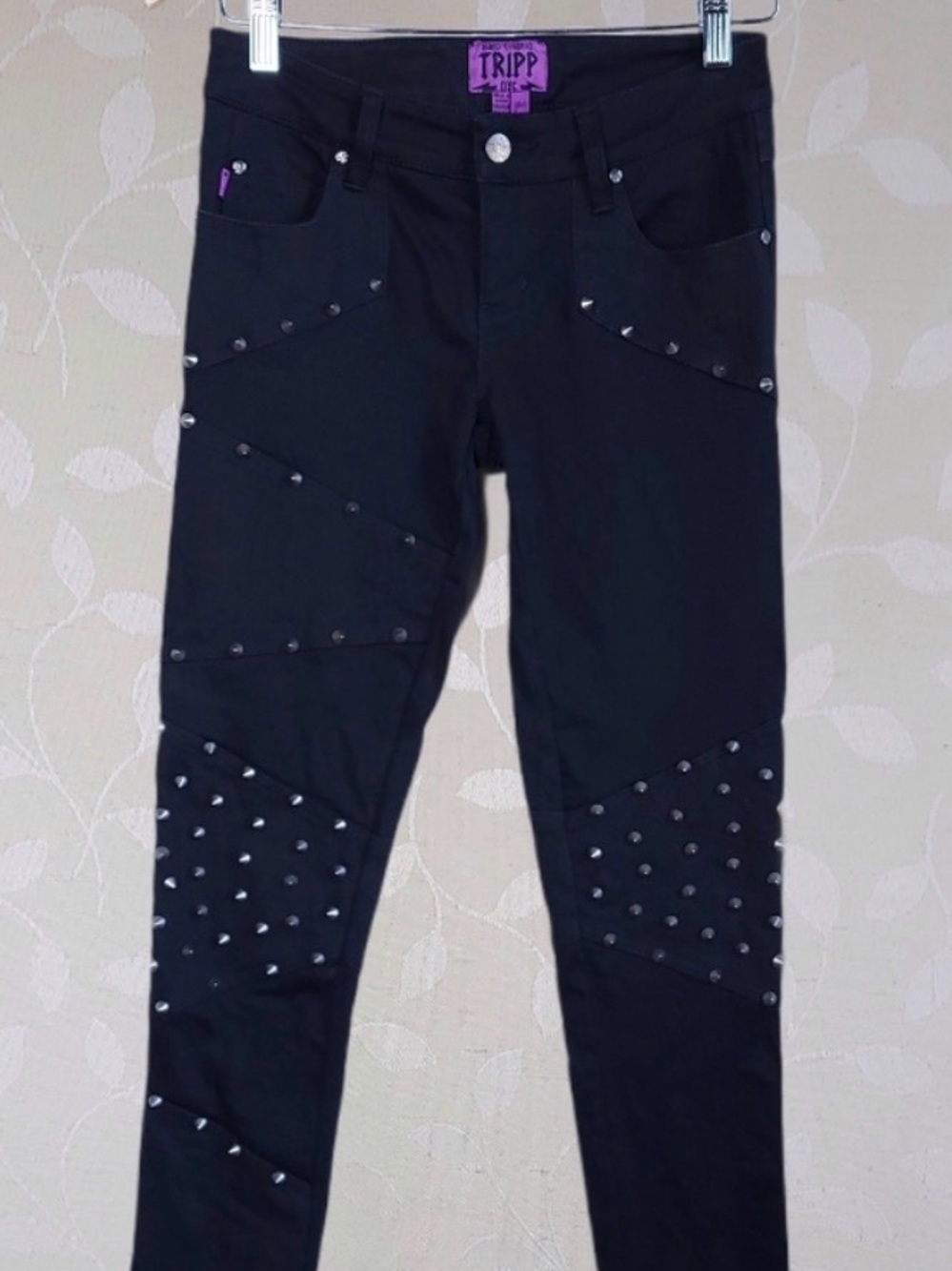TRIPP NYC Stud Front Skinny Jeans